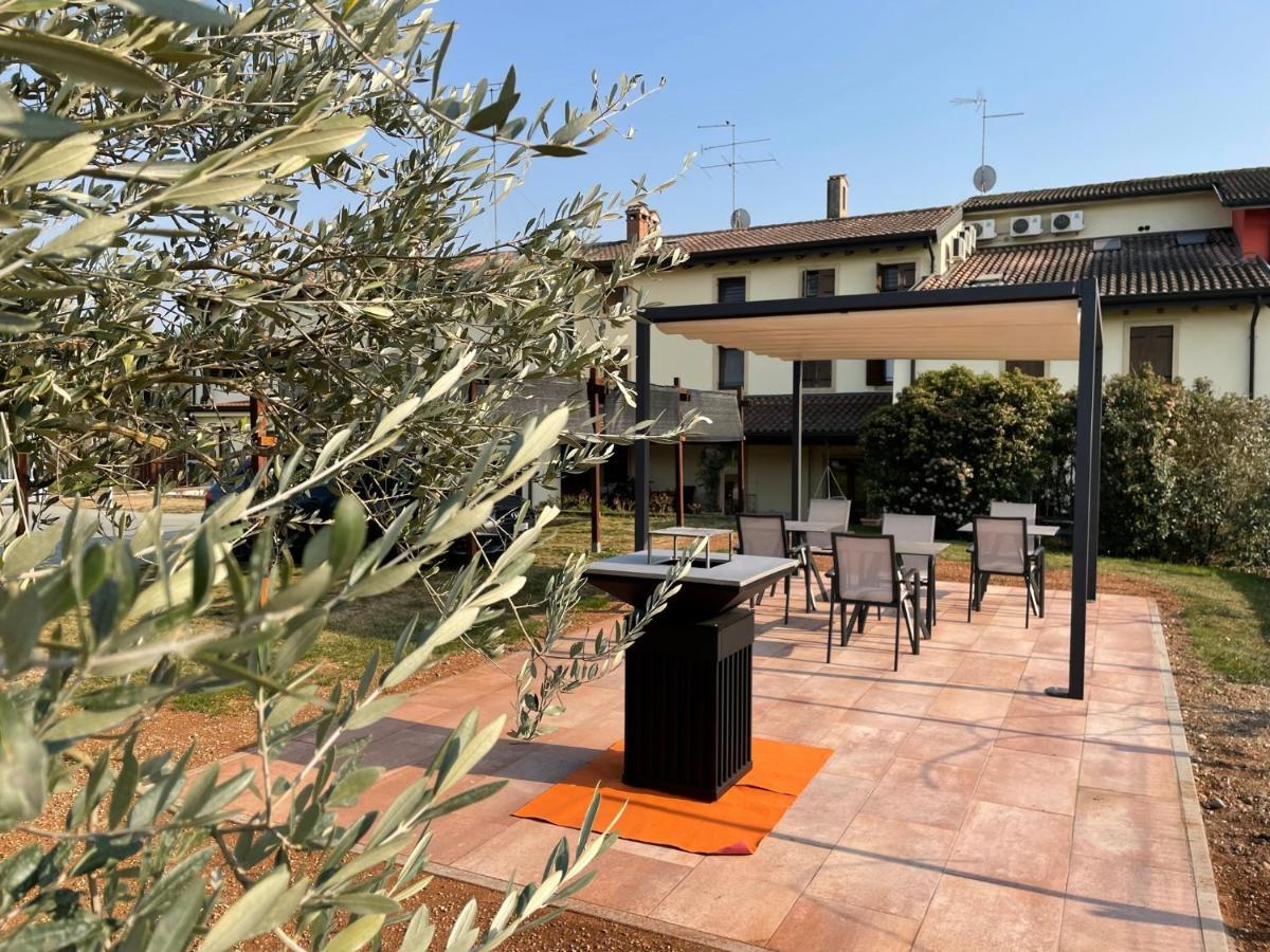 Agriturismo Al Tralcio Valeggio sul Mincio Eksteriør bilde
