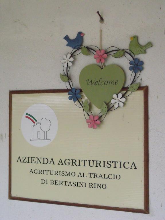 Agriturismo Al Tralcio Valeggio sul Mincio Eksteriør bilde