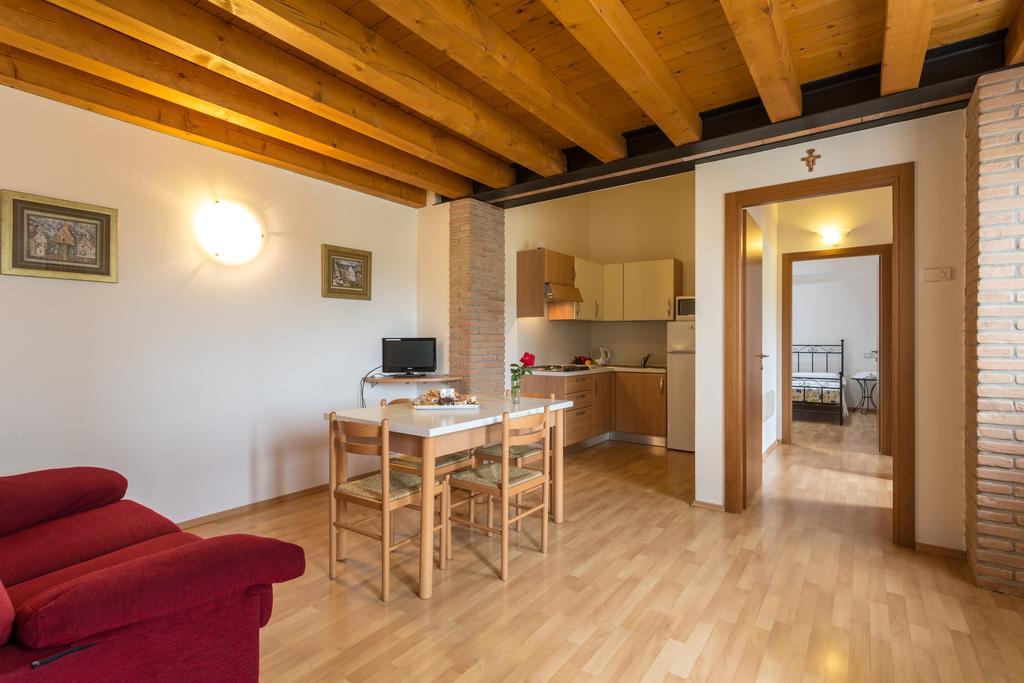 Agriturismo Al Tralcio Valeggio sul Mincio Eksteriør bilde